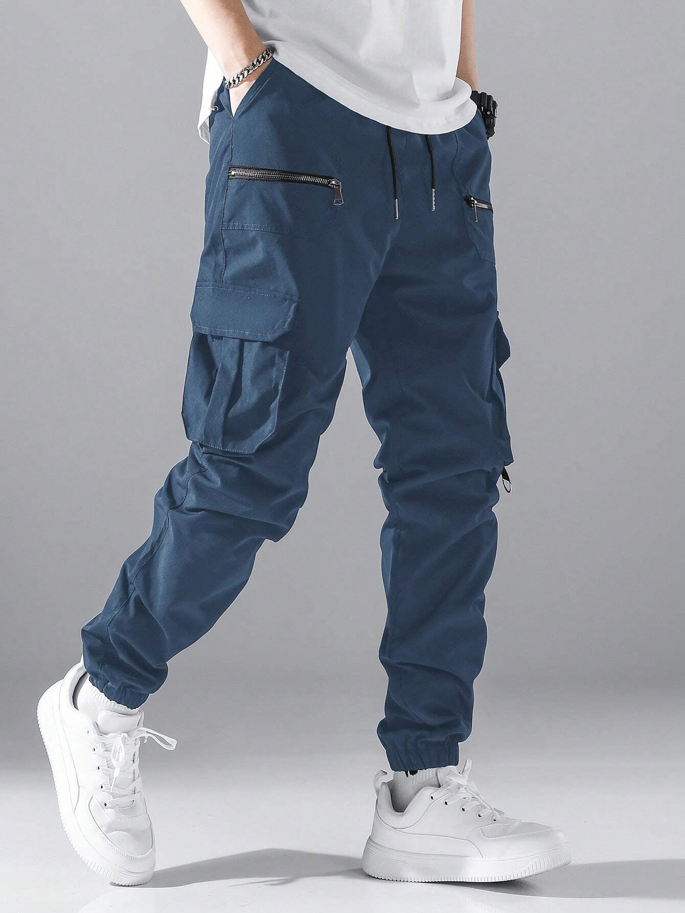 Manfinity Hypemode Loose Fit Men'S Cargo Pants with Flap Pockets, Side Drawstring and Elastic Waist, Back to School